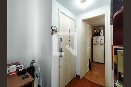 Entrada de apartamento à venda com 2 quartos, 65m² em Maracanã, Rio de Janeiro