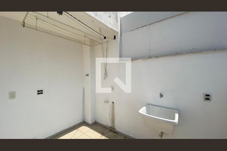 Apartamento para alugar com 120m², 2 quartos e 2 vagas Apartamento para alugar com 120m², 2 quartos e 2 vagasÁrea de Serviço