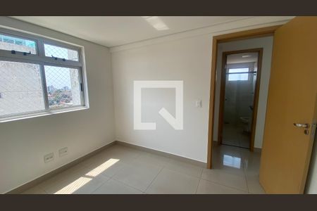 Apartamento para alugar com 120m², 2 quartos e 2 vagas Apartamento para alugar com 120m², 2 quartos e 2 vagasQuarto 2
