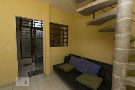 Sala de casa para alugar com 2 quartos, 85m² em São Judas, São Paulo