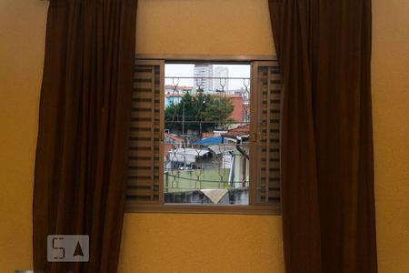 Casa para alugar com 85m², 2 quartos e sem vaga Casa para alugar com 85m², 2 quartos e sem vagaJanela do quarto 2