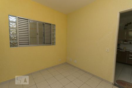 Quarto 1 de casa para alugar com 2 quartos, 85m² em São Judas, São Paulo