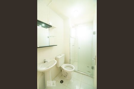 Banheiro de apartamento à venda com 2 quartos, 66m² em Vila Moreira, São Paulo