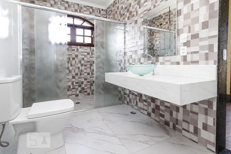 Casa à venda com 220m², 3 quartos e 2 vagasBanheiro Suite