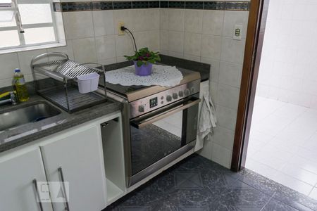 1o. Andar - Cozinha (Fogão) de casa para alugar com 3 quartos, 300m² em Parque Fongaro, São Paulo