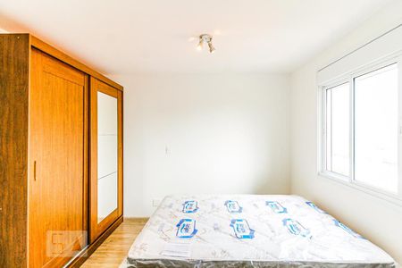 Studio para alugar com 32m², 1 quarto e 1 vaga Studio para alugar com 32m², 1 quarto e 1 vagaQuarto