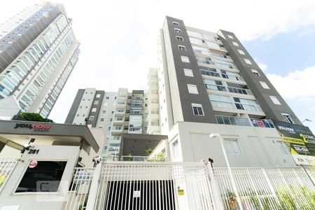 Studio para alugar com 32m², 1 quarto e 1 vaga Studio para alugar com 32m², 1 quarto e 1 vagaFachada