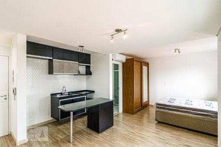 Studio para alugar com 32m², 1 quarto e 1 vaga Studio para alugar com 32m², 1 quarto e 1 vagaSala