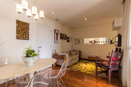 Sala de apartamento para alugar com 2 quartos, 76m² em Vila Suzana, São Paulo