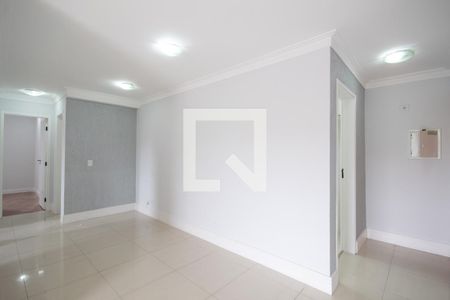 Sala de apartamento para alugar com 3 quartos, 70m² em Km 18, Osasco
