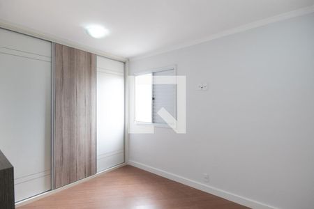Suíte de apartamento para alugar com 3 quartos, 70m² em Km 18, Osasco