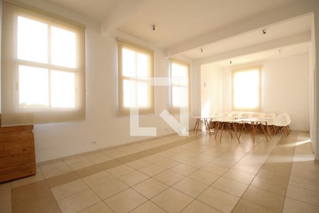 Apartamento para alugar com 70m², 3 quartos e 1 vagaÁrea comum - Salão de festas