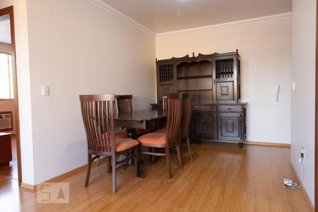 Apartamento para alugar com 69m², 2 quartos e 1 vagaSala
