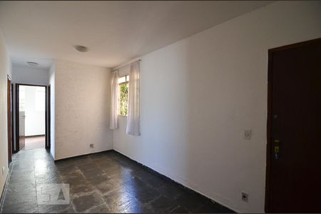 Sala de apartamento à venda com 3 quartos, 69m² em Estoril, Belo Horizonte