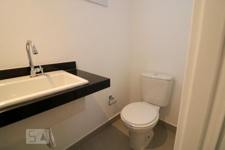 Lavabo de casa de condomínio à venda com 2 quartos, 103m² em Cambuci, São Paulo