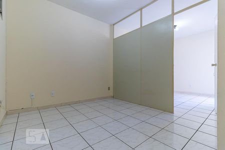 Sala de kitnet/studio para alugar com 1 quarto, 41m² em Centro, Campinas