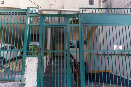 Studio à venda com 41m², 1 quarto e 1 vaga Studio à venda com 41m², 1 quarto e 1 vagaFachada