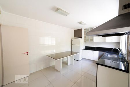 Cozinha de casa à venda com 3 quartos, 124m² em Jardim Consórcio, São Paulo