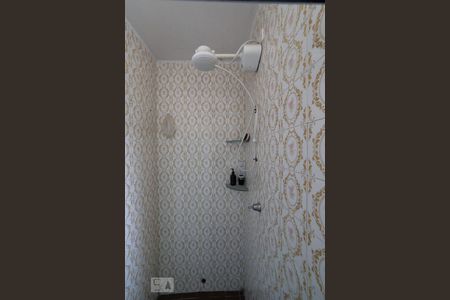 Casa à venda com 124m², 3 quartos e 2 vagas Casa à venda com 124m², 3 quartos e 2 vagasBanheiro