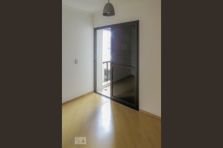 Quarto  de apartamento à venda com 1 quarto, 45m² em Indianópolis, São Paulo