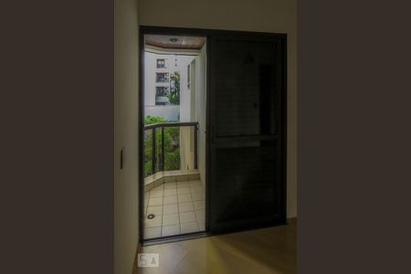 Quarto  de apartamento à venda com 1 quarto, 45m² em Indianópolis, São Paulo