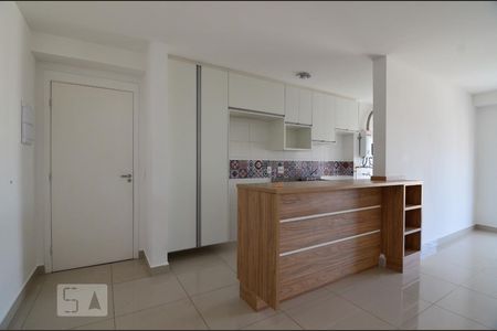 Sala de apartamento para alugar com 2 quartos, 85m² em Centro, Campinas