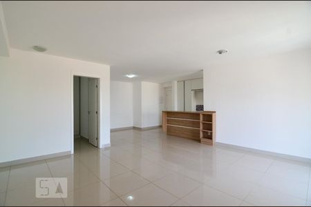 Sala de apartamento para alugar com 2 quartos, 85m² em Centro, Campinas