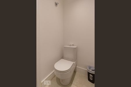 Lavabo de apartamento à venda com 2 quartos, 118m² em Jardim Paulista, São Paulo