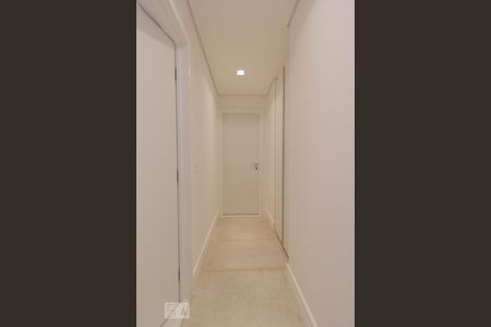 Apartamento à venda com 118m², 2 quartos e 2 vagasCorredor