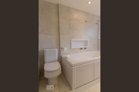 Apartamento à venda com 118m², 2 quartos e 2 vagasBanheiro - Suíte 2