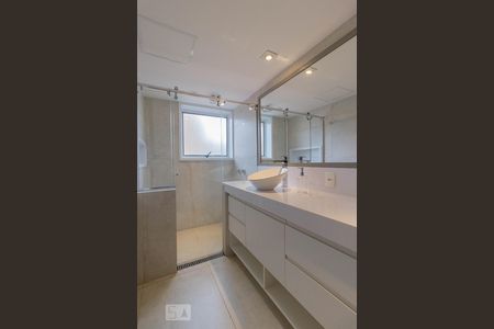 Apartamento à venda com 118m², 2 quartos e 2 vagasBanheiro - Suíte 1