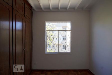 Quarto 2 de apartamento para alugar com 2 quartos, 98m² em Nova Suíssa, Belo Horizonte