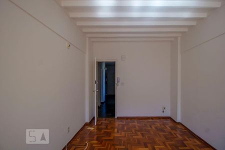 Sala de apartamento para alugar com 2 quartos, 98m² em Nova Suíssa, Belo Horizonte