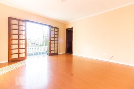 Casa à venda com 120m², 3 quartos e 2 vagasSuíte 