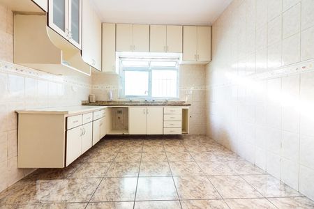 Casa à venda com 120m², 3 quartos e 2 vagasCozinha 