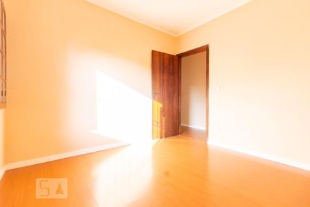 Quarto 1 de casa à venda com 3 quartos, 120m² em Quitaúna, Osasco