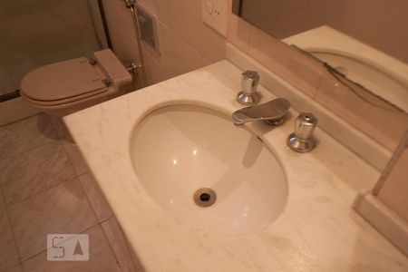 Pia de apartamento à venda com 3 quartos, 189m² em Consolação, São Paulo