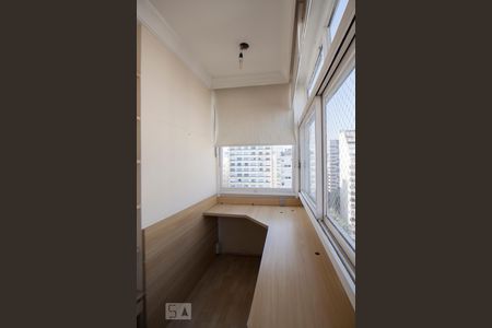 Sala de apartamento à venda com 3 quartos, 189m² em Consolação, São Paulo