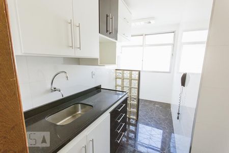 Apartamento à venda com 69m², 2 quartos e 1 vagaCozinha e Área de Serviço