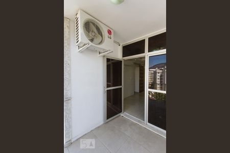 Varanda Sala de apartamento à venda com 2 quartos, 69m² em Freguesia de Jacarepaguá, Rio de Janeiro
