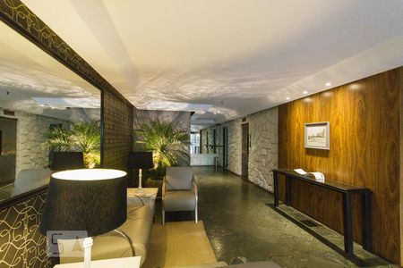 Apartamento à venda com 69m², 2 quartos e 1 vagaHall