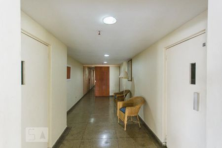 Apartamento à venda com 69m², 2 quartos e 1 vagaHall - Playground