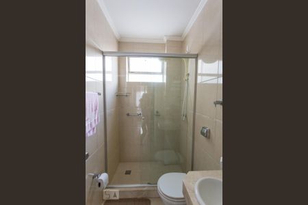 Banheiro de apartamento para alugar com 1 quarto, 50m² em Menino Deus, Porto Alegre