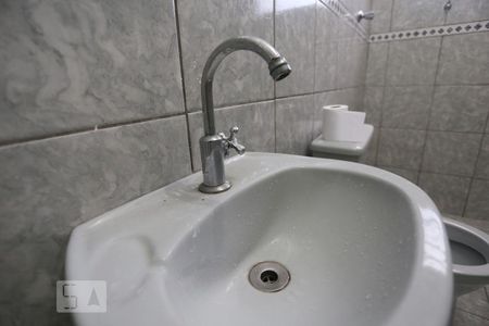 Casa para alugar com 160m², 2 quartos e 3 vagasBanheiro da Suíte