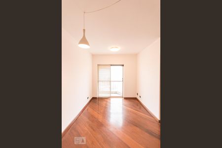 Sala  de Apartamento com 3 quartos, 80m² Vila Mariana