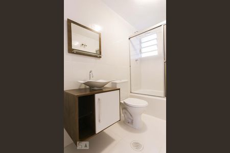 Apartamento para alugar com 125m², 3 quartos e 1 vaga Apartamento para alugar com 125m², 3 quartos e 1 vagaBanheiro