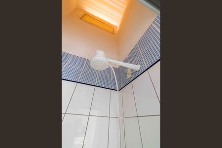 Apartamento para alugar com 134m², 3 quartos e 2 vagas Apartamento para alugar com 134m², 3 quartos e 2 vagasChuveiro