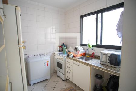 Cozinha e Área de Serviço de apartamento para alugar com 1 quarto, 44m² em Santa Cecília, São Paulo