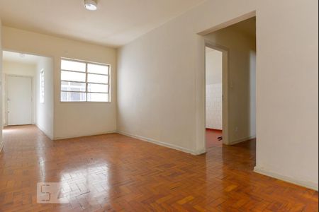 Sala de Apartamento com 2 quartos, 86m² Pinheiros