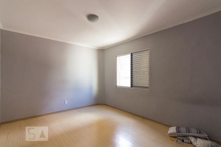 Quarto 2 de apartamento à venda com 2 quartos, 70m² em Vila Vitório Mazzei, São Paulo